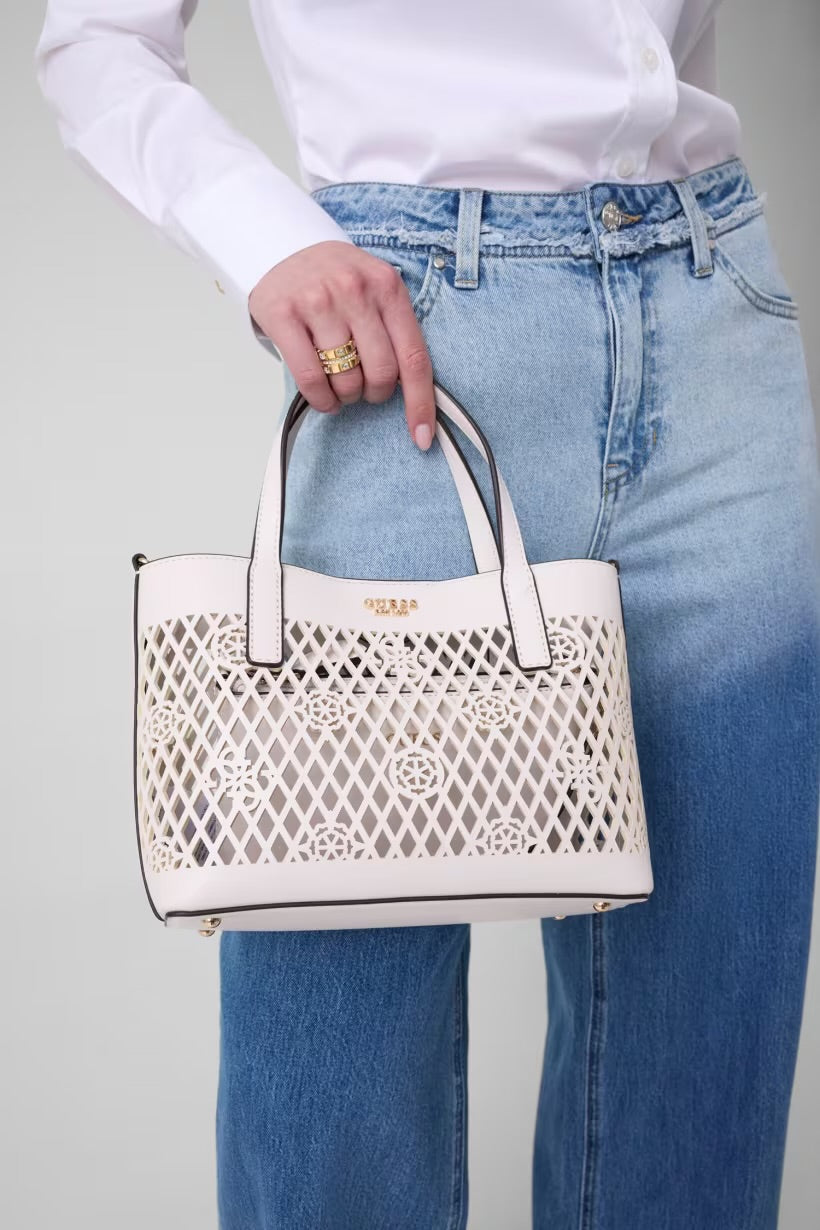 Mala GUESS