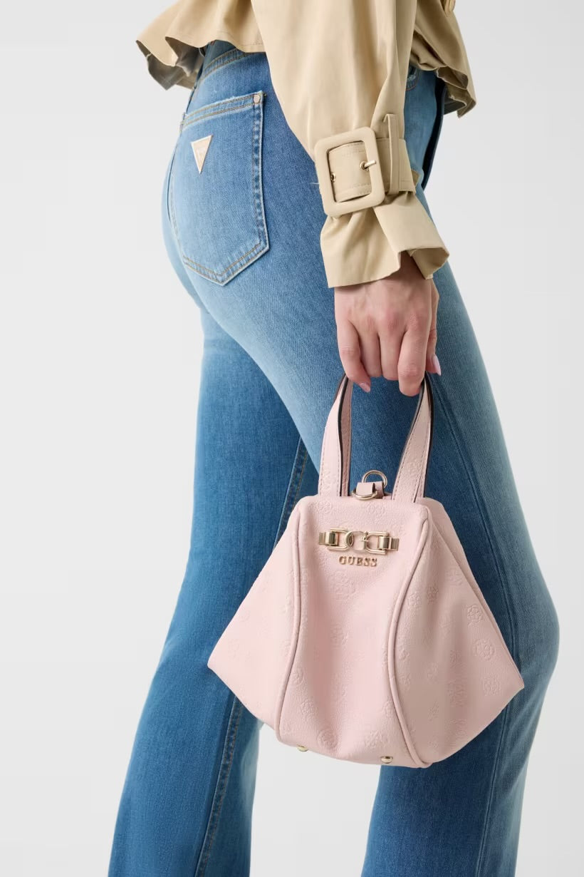 Mala GUESS