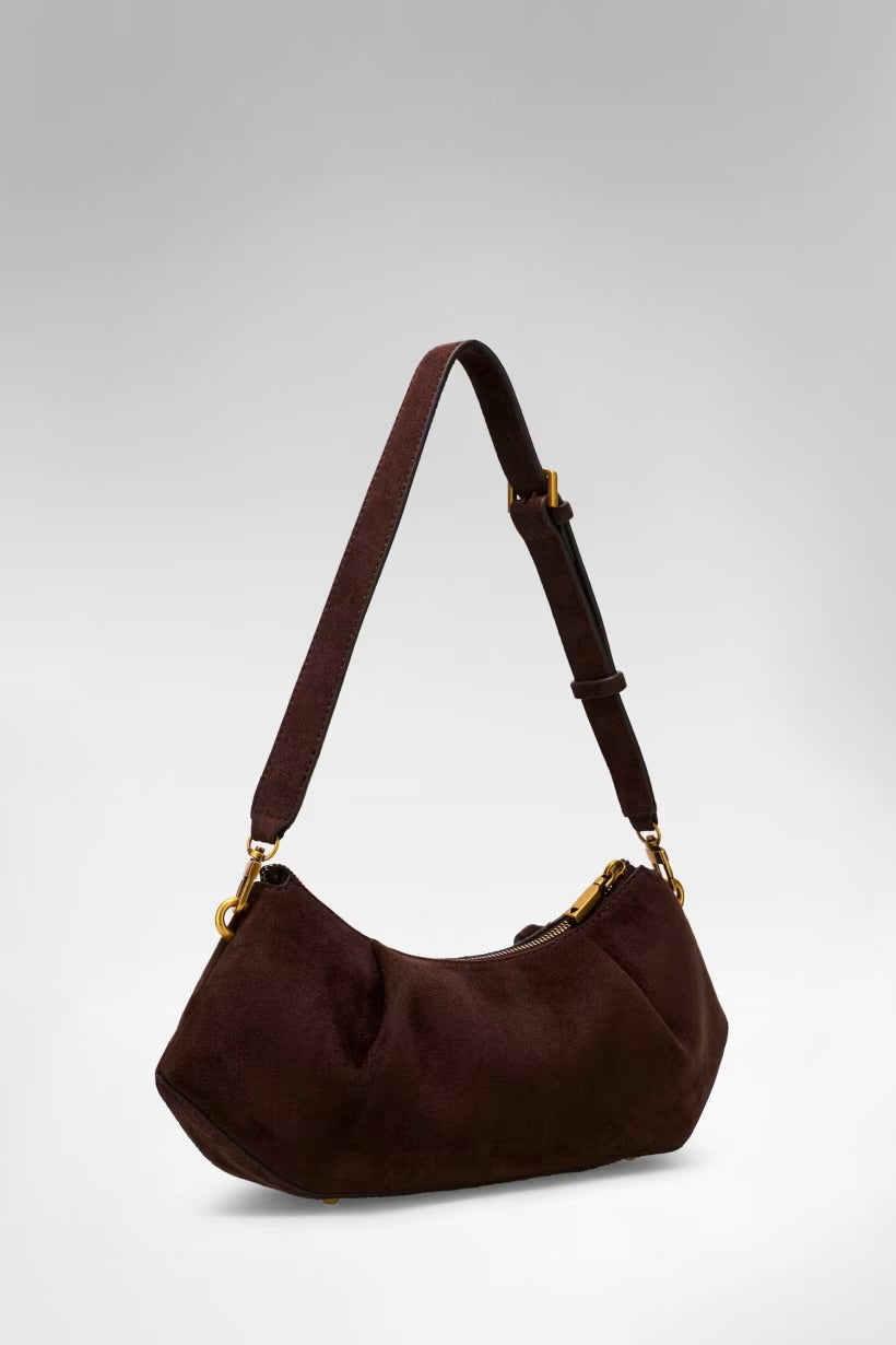 Mala GUESS