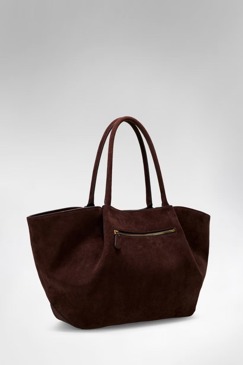 Mala GUESS